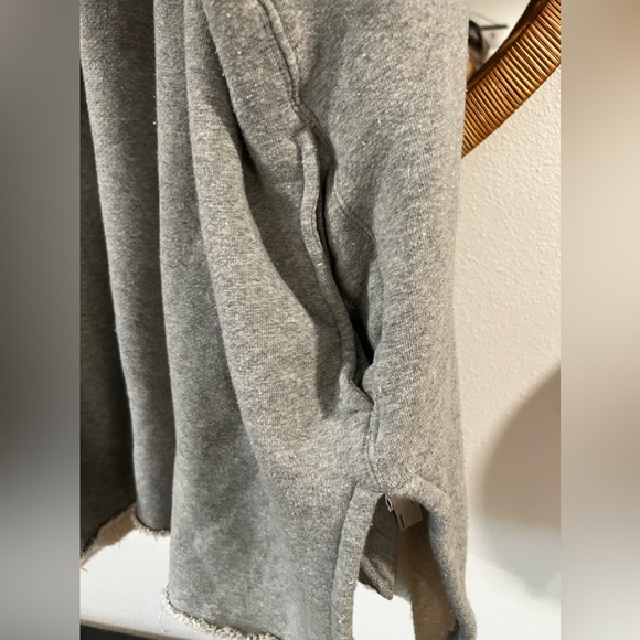 Free Spirit Zip Up - Picture 7 of 8